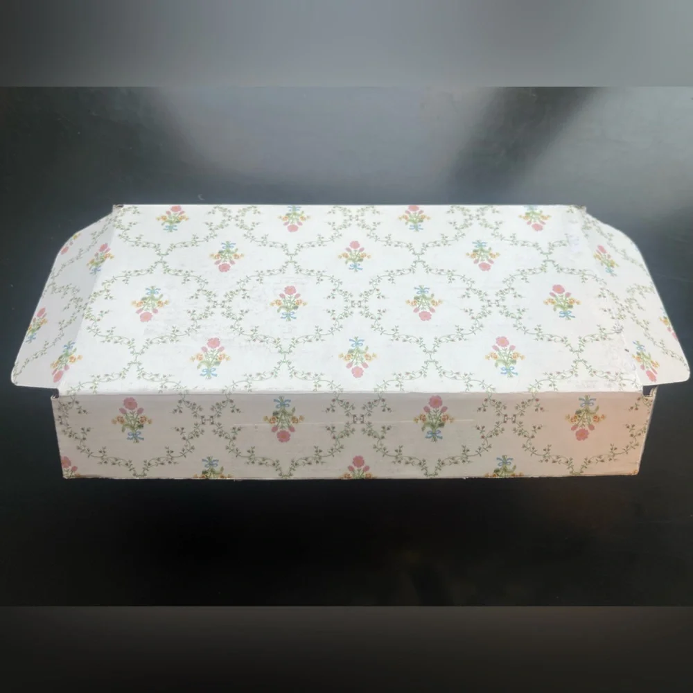 Hill House Ruffle Silk Eye Mask - Picture 7 of 7